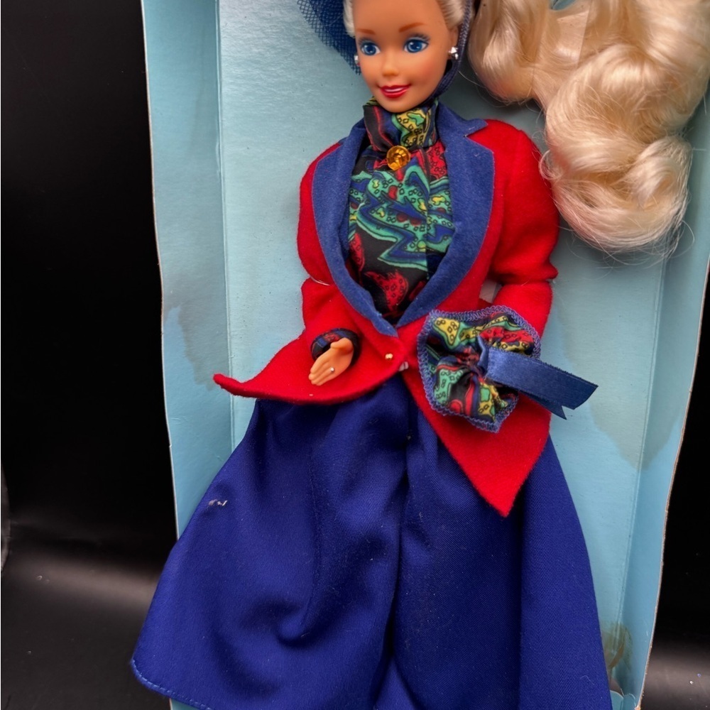 Barbie Vtg 1991 ENGLISH BARBIE #4973 Dolls of the World Collection Damaged Box - Picture 2 of 16